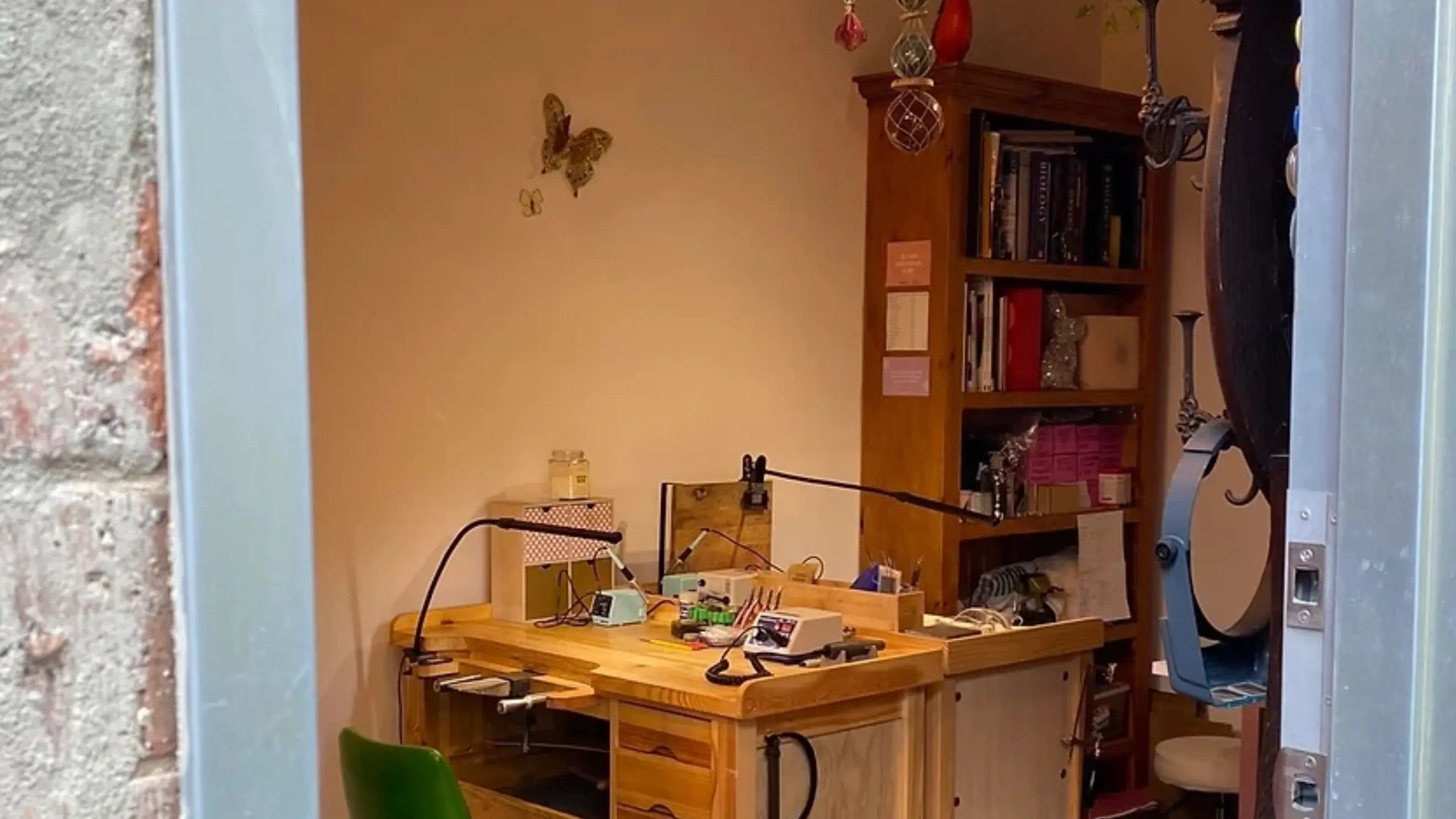 ONLINE (ZOOM) WAX CARVING CLASSES Madame Mak Jewellery ONLINE (ZOOM) WAX CARVING CLASSES Madame Mak Jewellery