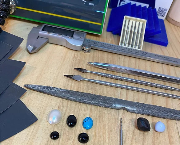 Carve a Cabochon Bezel Cup (Setting Only) in Jewellers Wax (Live Zoom) Madame Mak Jewellery