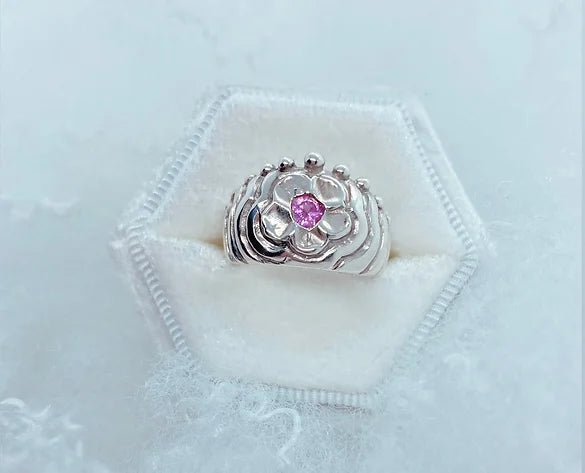 Queen Katerina Cherry Pie Size K (US 5.25) Madame Mak Jewellery